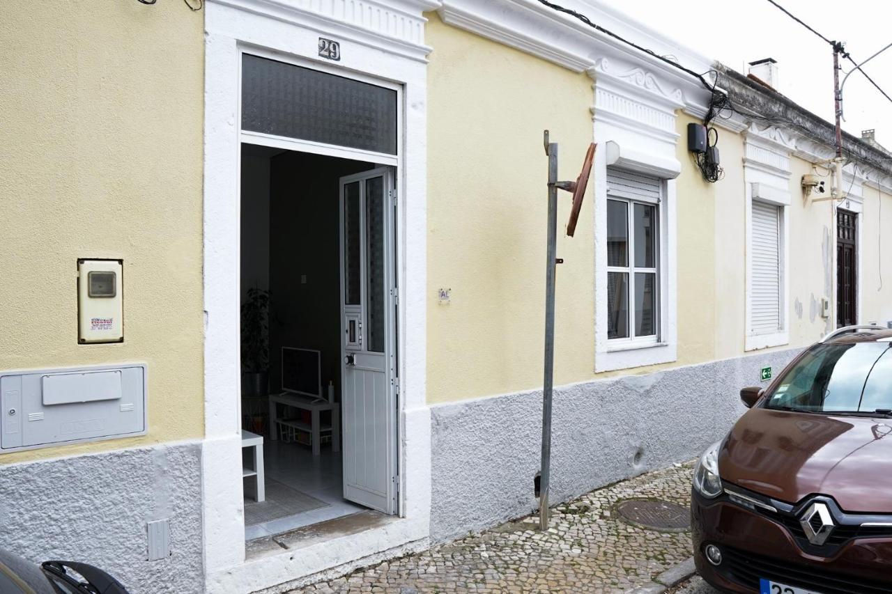 Cozy House Setubal Apartment Bagian luar foto